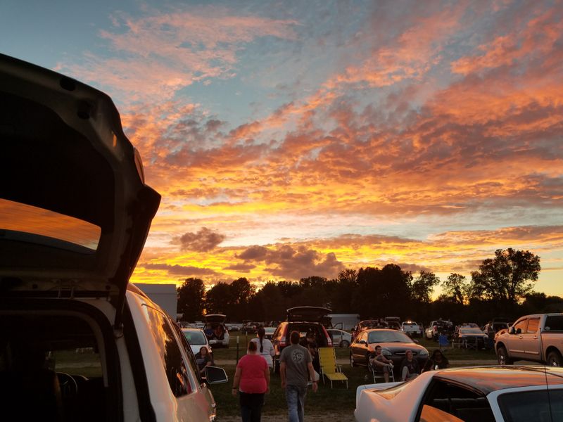 Comfortable and Flexible Viewing Experience