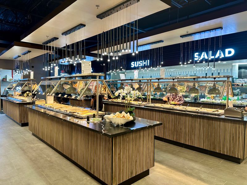 Lin's Grand Buffet, Texas