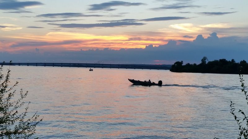 Grove on Grand Lake O' the Cherokees