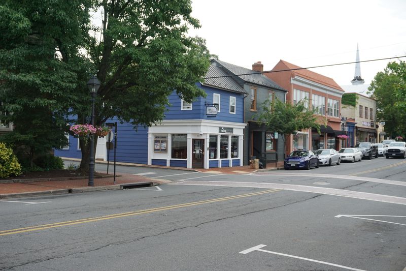 Warrenton Farmers Market for Fresh Finds