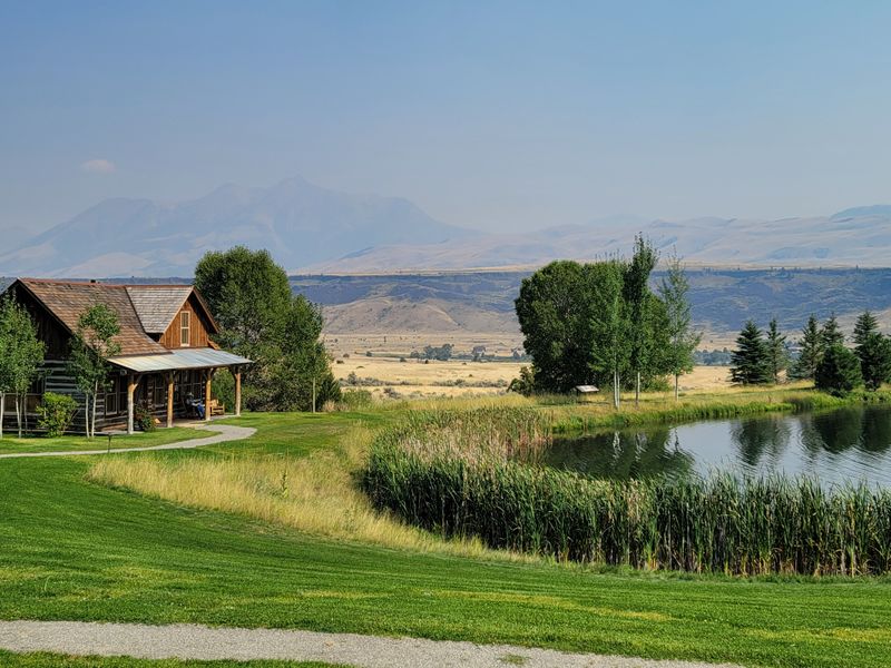 Internet Infrastructure Expanded Beyond Cities