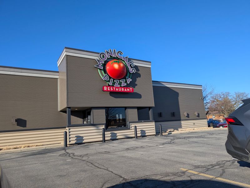 Monical’s Pizza