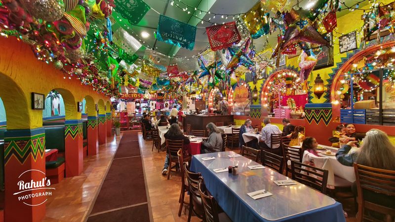 Mi Tierra Cafe y Panaderia