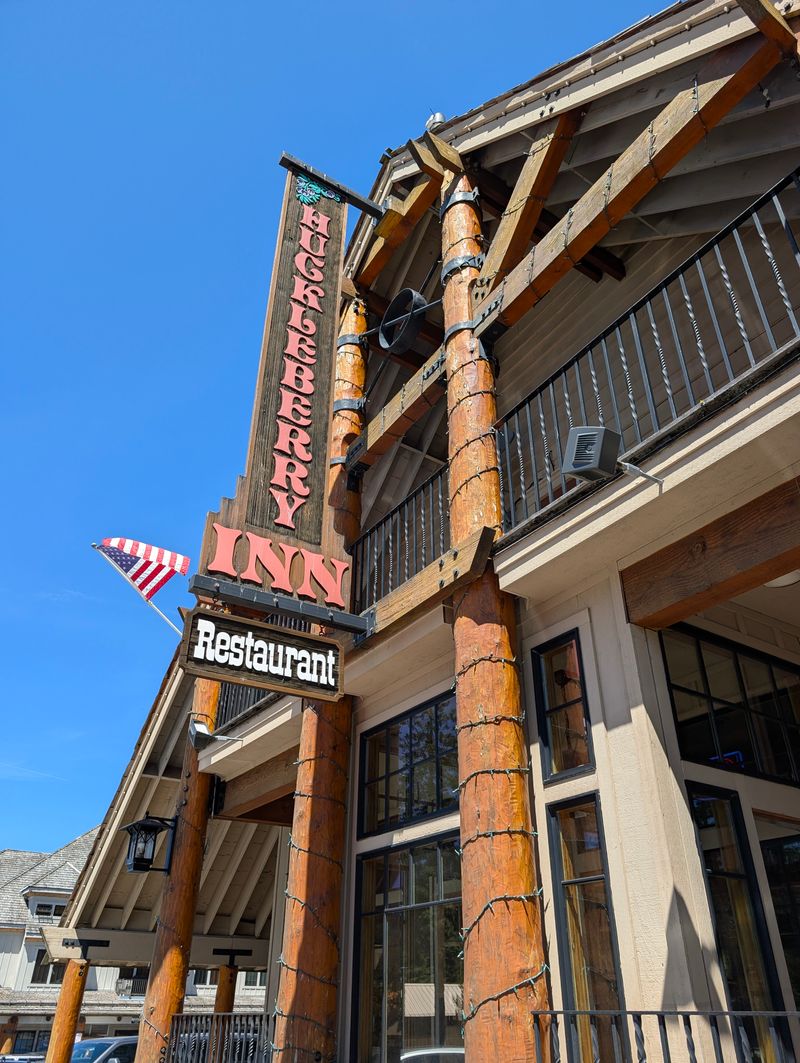 Huckleberry Inn (Government Camp)