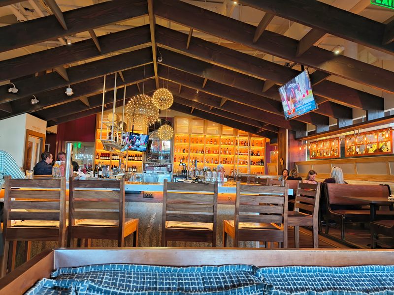 Service That Reflects the Chaos