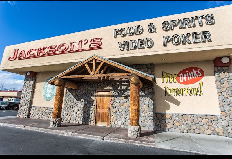 Jacksons Bar & Grill