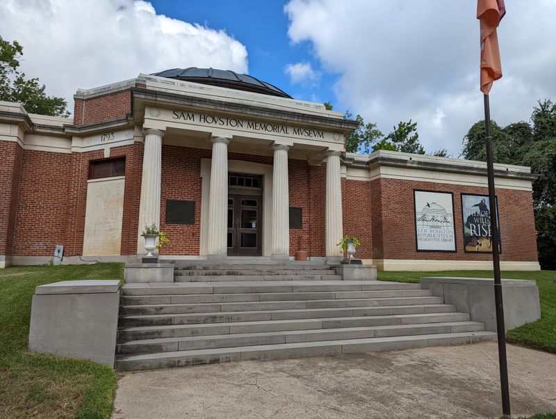 Learning Texas History Without the Boring Textbook