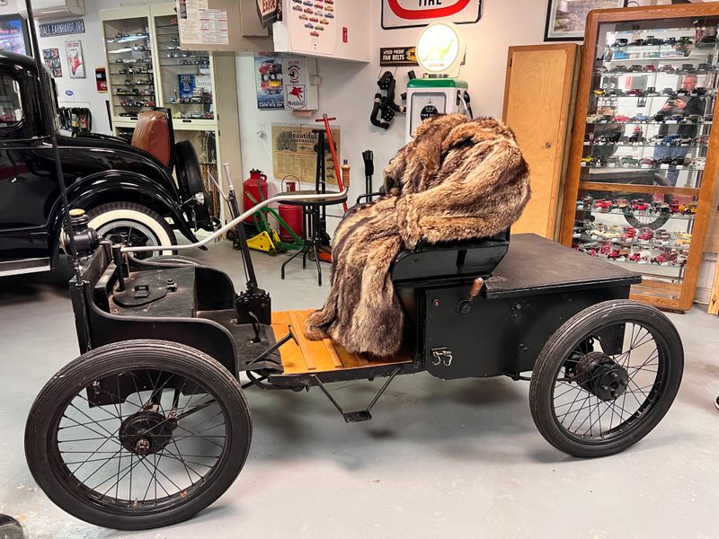 Kids Can Actually Touch and Sit in Some Vehicles