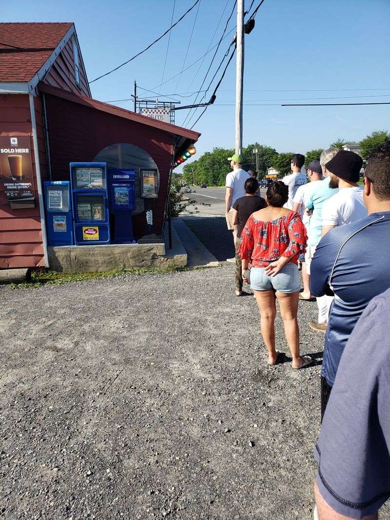 Freshness and Size That Put Chains to Shame