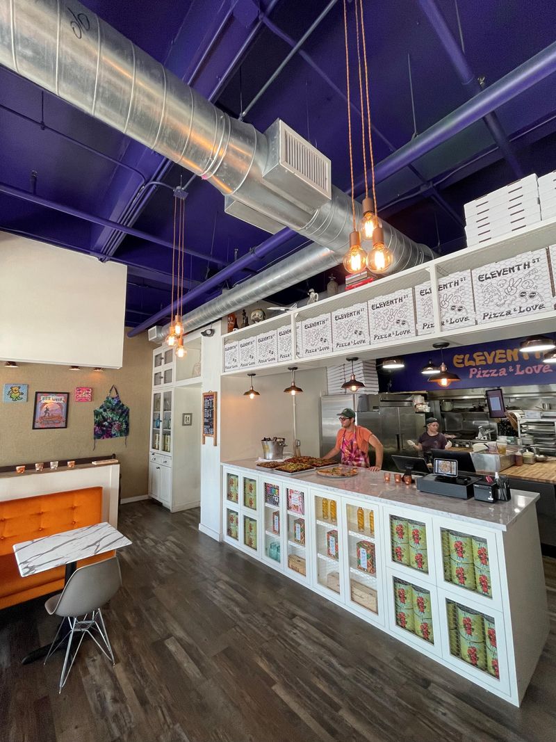 Eleventh Street Pizza, Miami