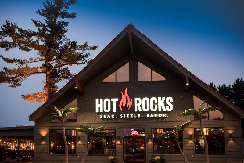 Hot Rocks Pizza Kitchen