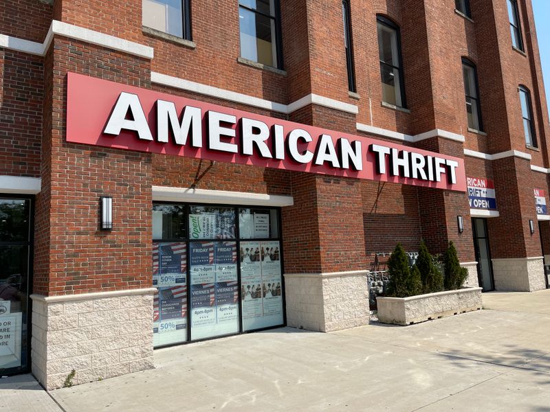 Friendly Cashiers and Mixed Staff Experiences