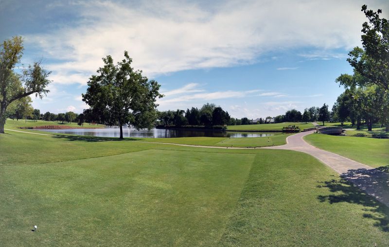 Oklahoma City Golf and Country Club Adds Prestige to the Neighborhood