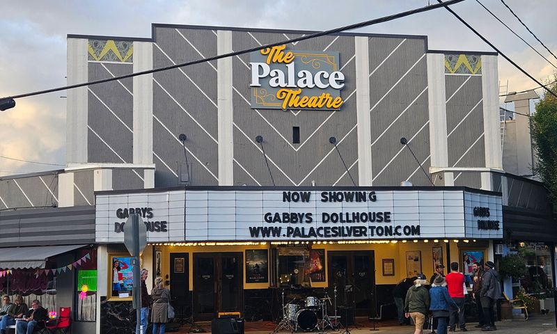 The Palace Theater Keeps Classic Cinema Alive with Art Deco Flair