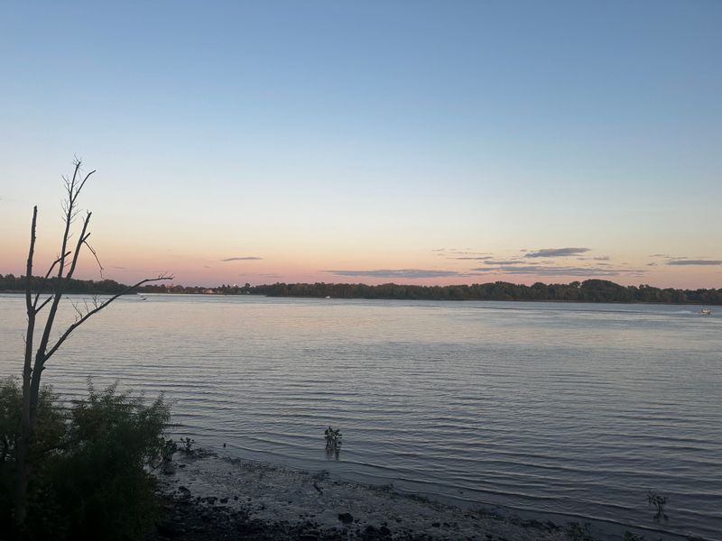 Big Windows Facing The Delaware River