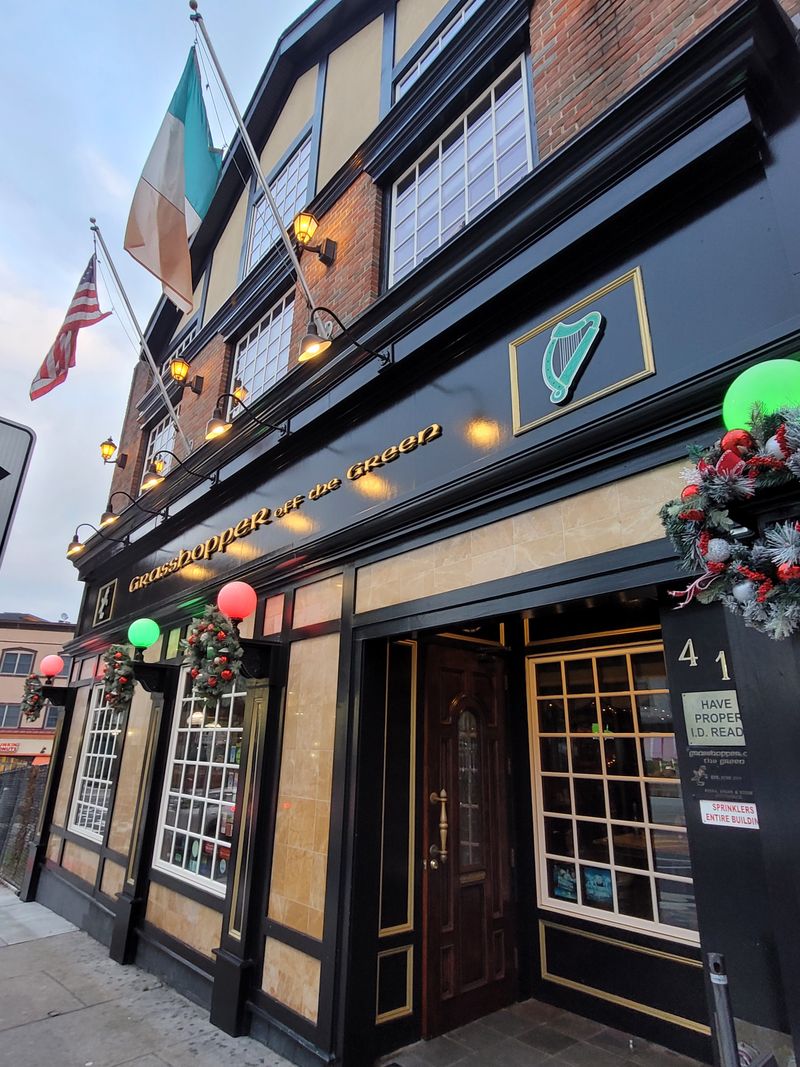 Grasshopper Off The Green