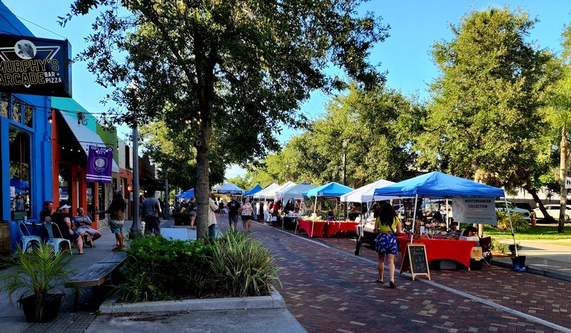 Diverse Dining and Craft Beverage Options