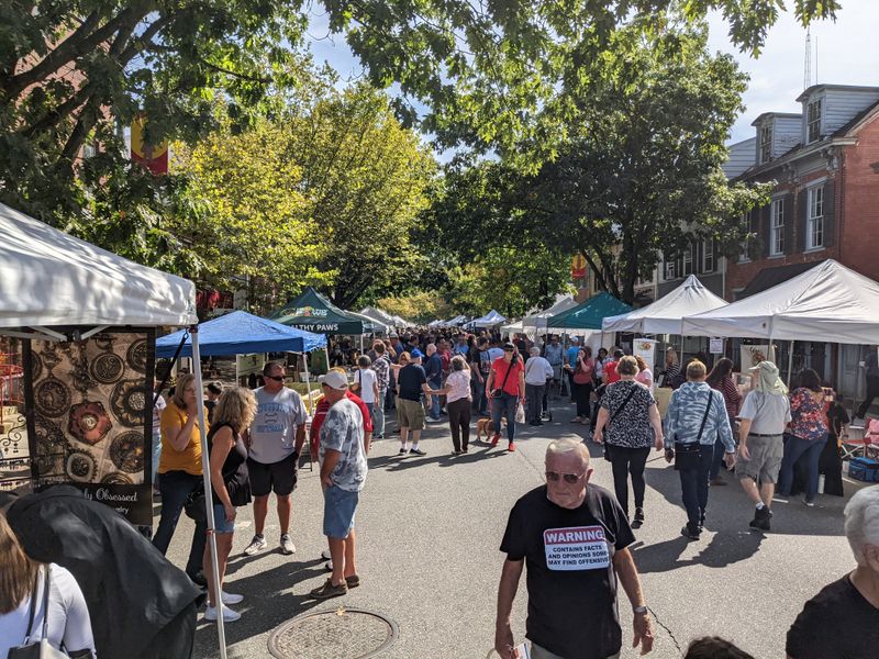 Community Events That Bring Neighbors Together