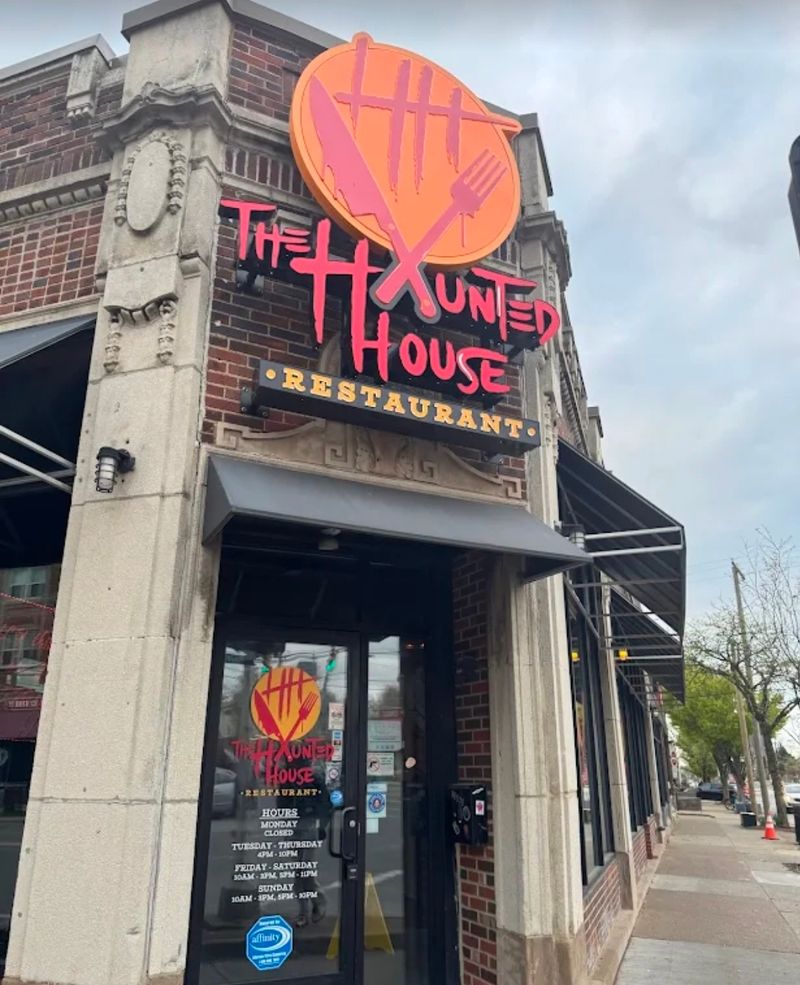 High Energy Ambiance That Feels Like A Ride