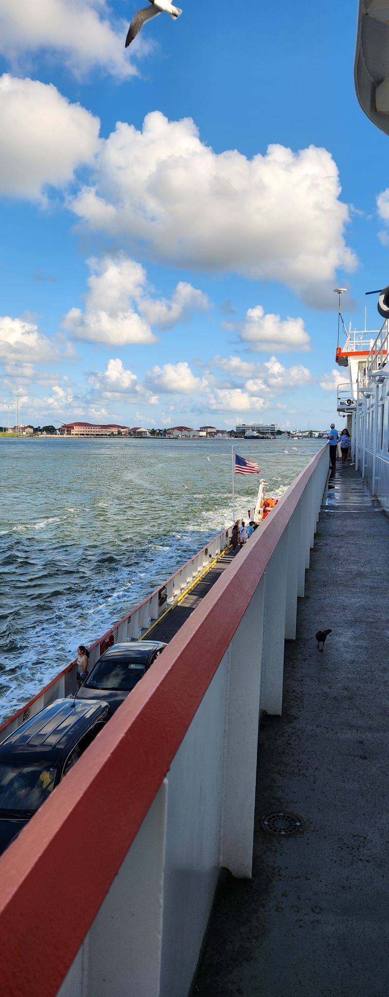 Crystal Beach: Overcrowded Shoreline