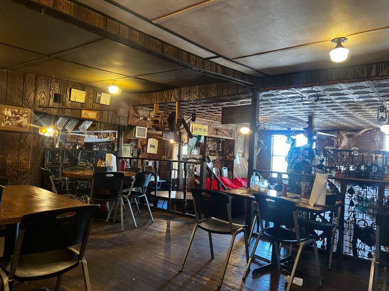 Meers Store & Restaurant, Meers