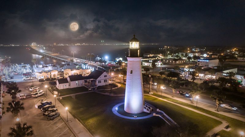 Port Isabel: Lighthouse Keeper's Coast