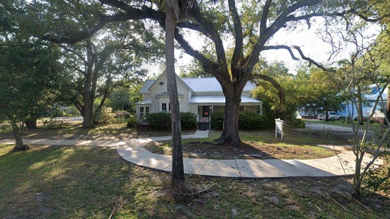 Seasonal Visitors Never Fully Take Over