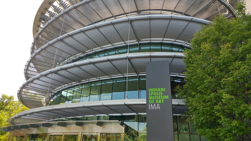 The Japanese Garden Offers Tranquil Photography Opportunities