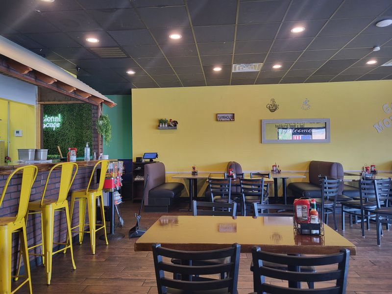 A Cozy Interior That Encourages Lingering