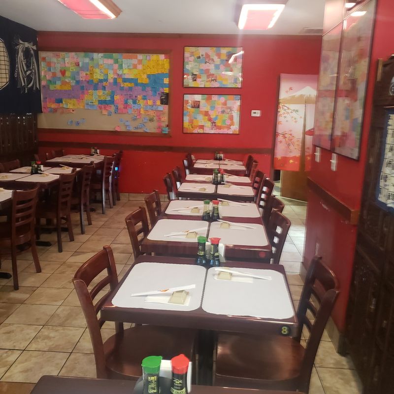 A Cozy, Intimate Dining Space Perfect for Sushi Lovers