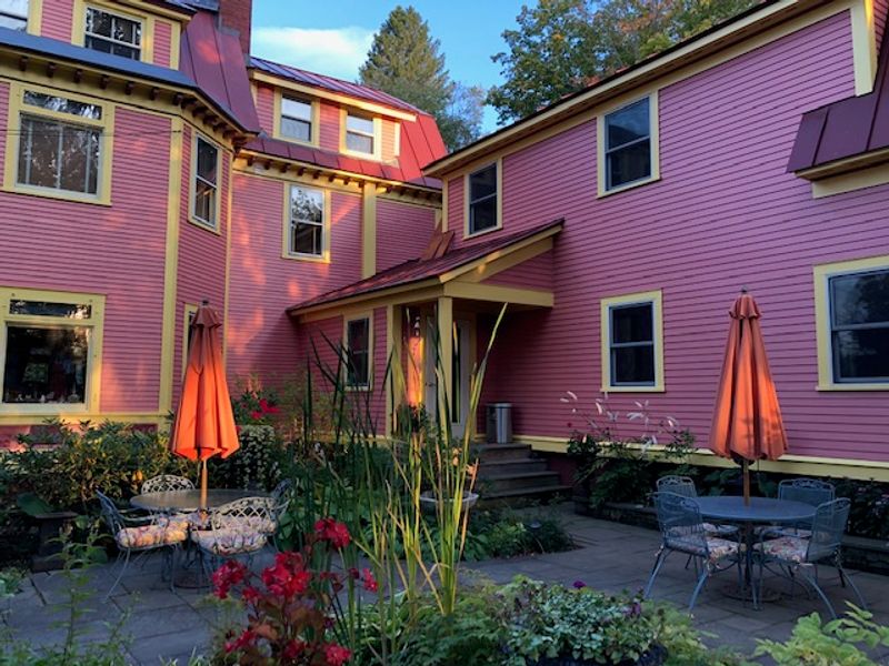 The Village Inn, Ashland