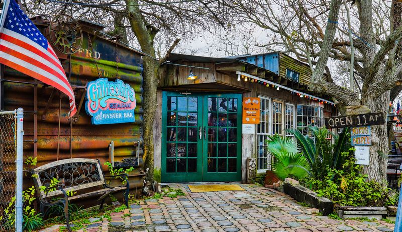 Gilhooley's Restaurant & Oyster Bar, Texas