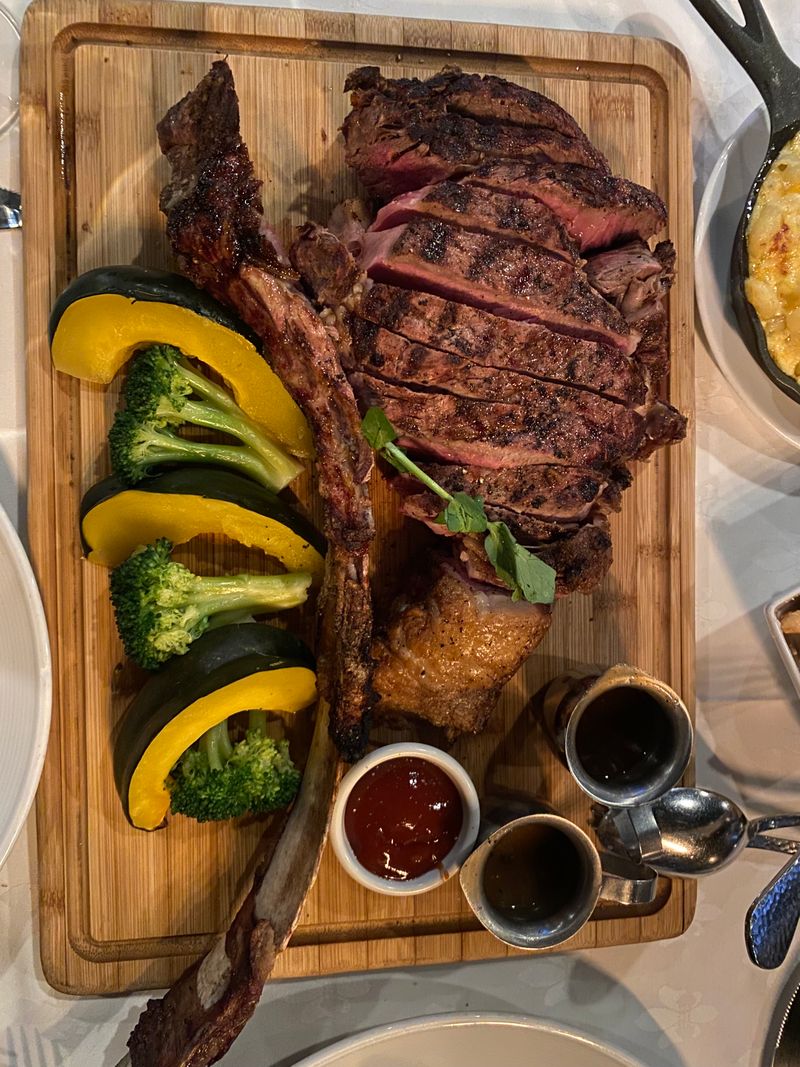 Ambiance That Strikes the Perfect Balance