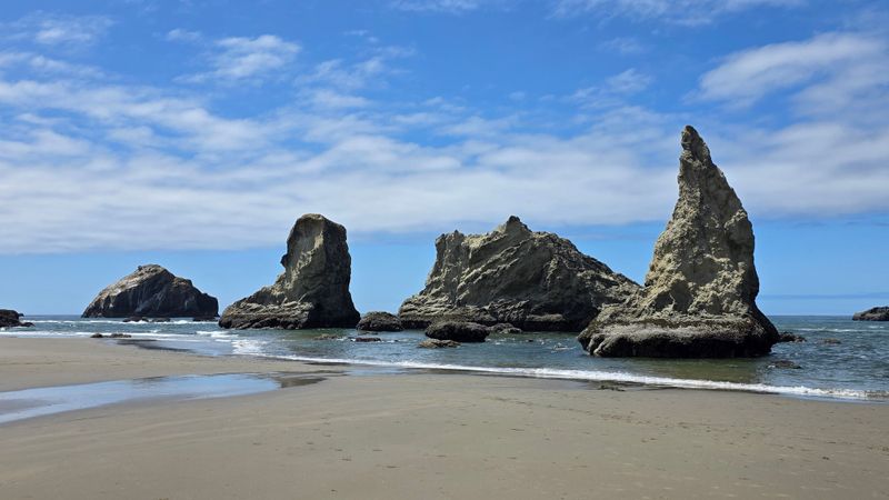 Bandon: Face Rock Legends and Coastal Treasures
