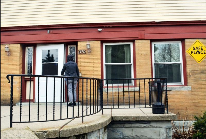 Homelessness Crisis Overshadows Famous Sights