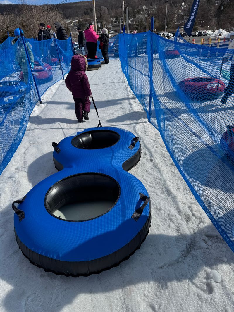 Mountain Creek Snow Tubing: High-Speed Thrills Without the Skills