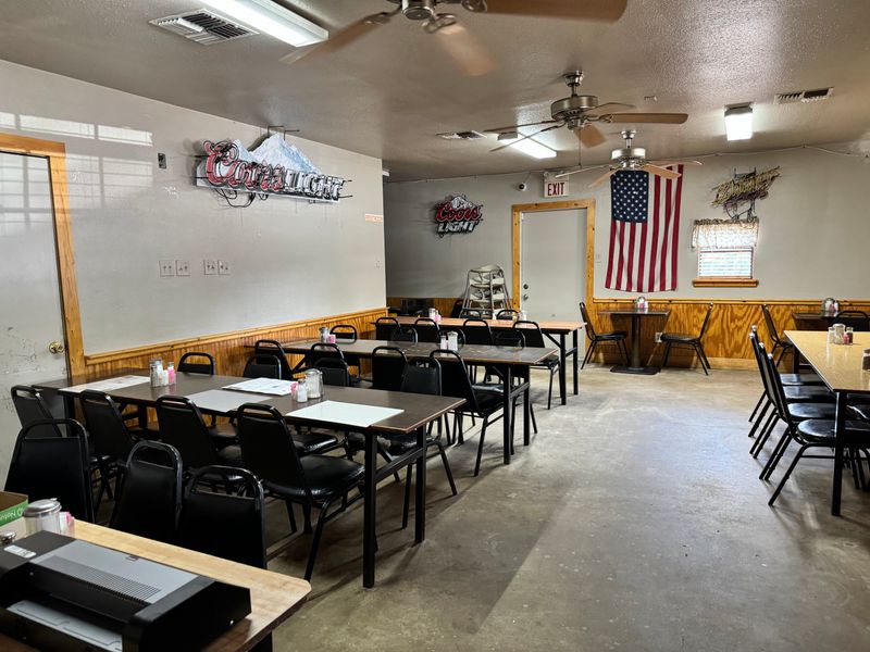 No-Frills Atmosphere Where Food Does the Talking