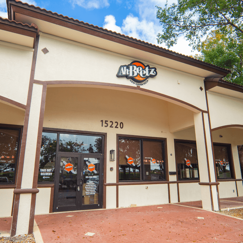 Ah-Beetz New Haven Pizza, Delray Beach