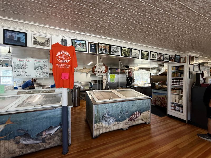 Fresh Fish Market for the Home Cook