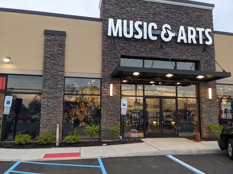 Edison and the Pop Star Who Speaks Her Truth