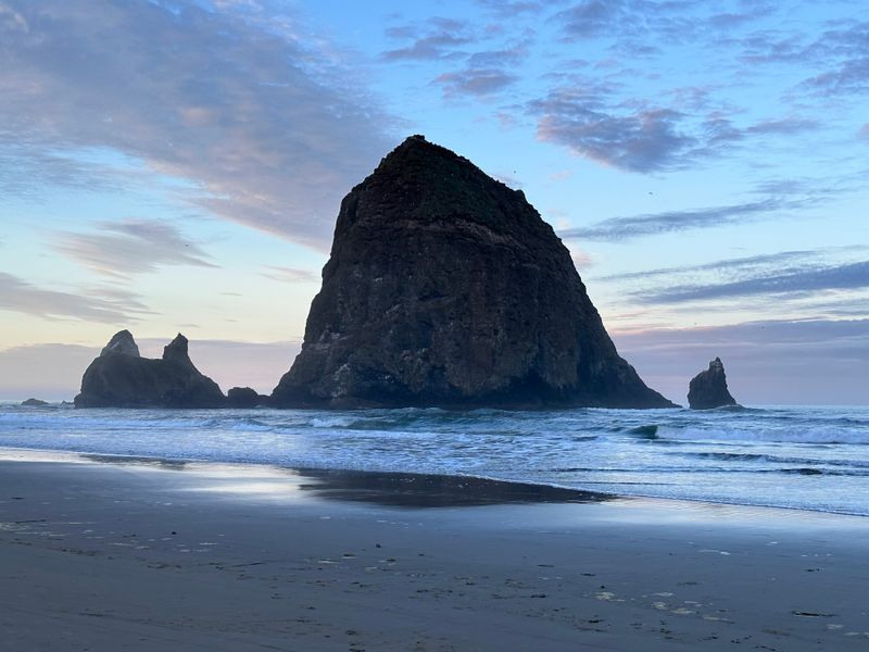 Haystack Rock, Cannon Beach