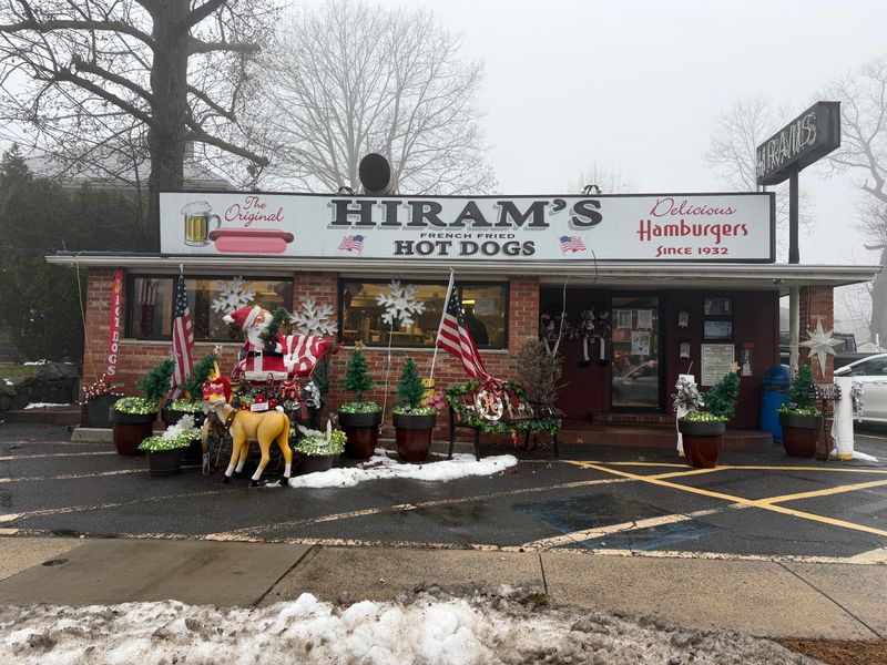 Hiram's Roadstand, 1345 Palisade Ave, Fort Lee, NJ 07024