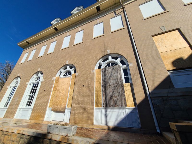 Hawkins National Laboratory (Emory’s Briarcliff Campus)