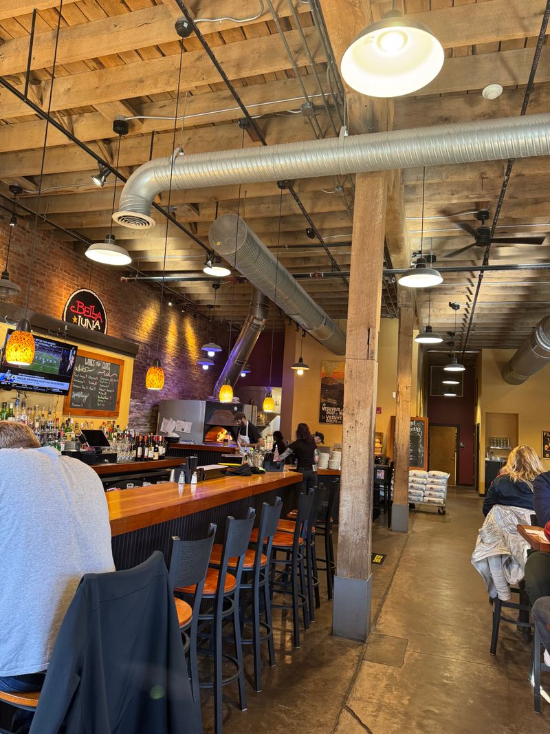 Bella Luna Wood Fired Pizza