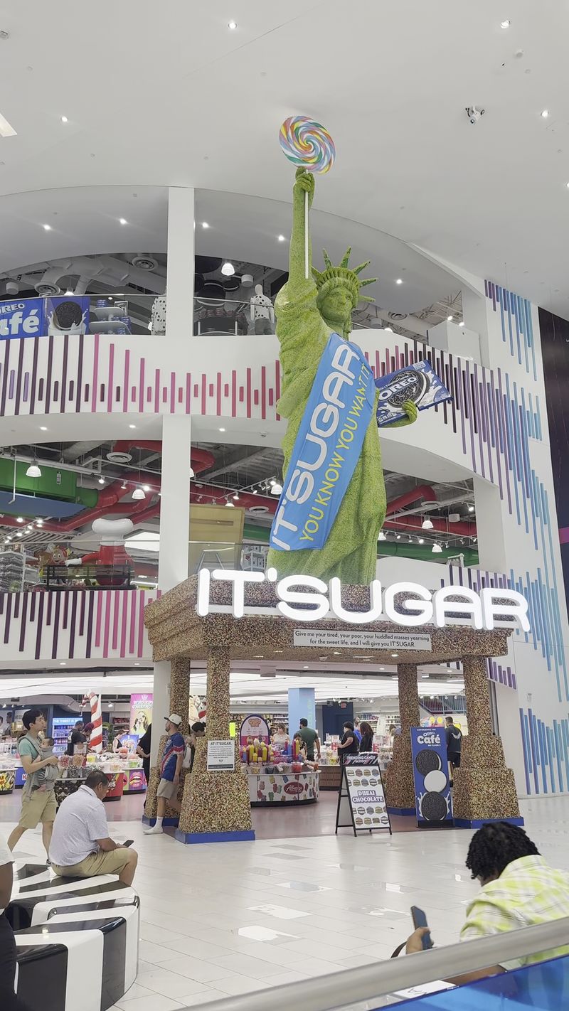 The Iconic Jelly Bean Statue of Liberty That Steals Every Photo Op