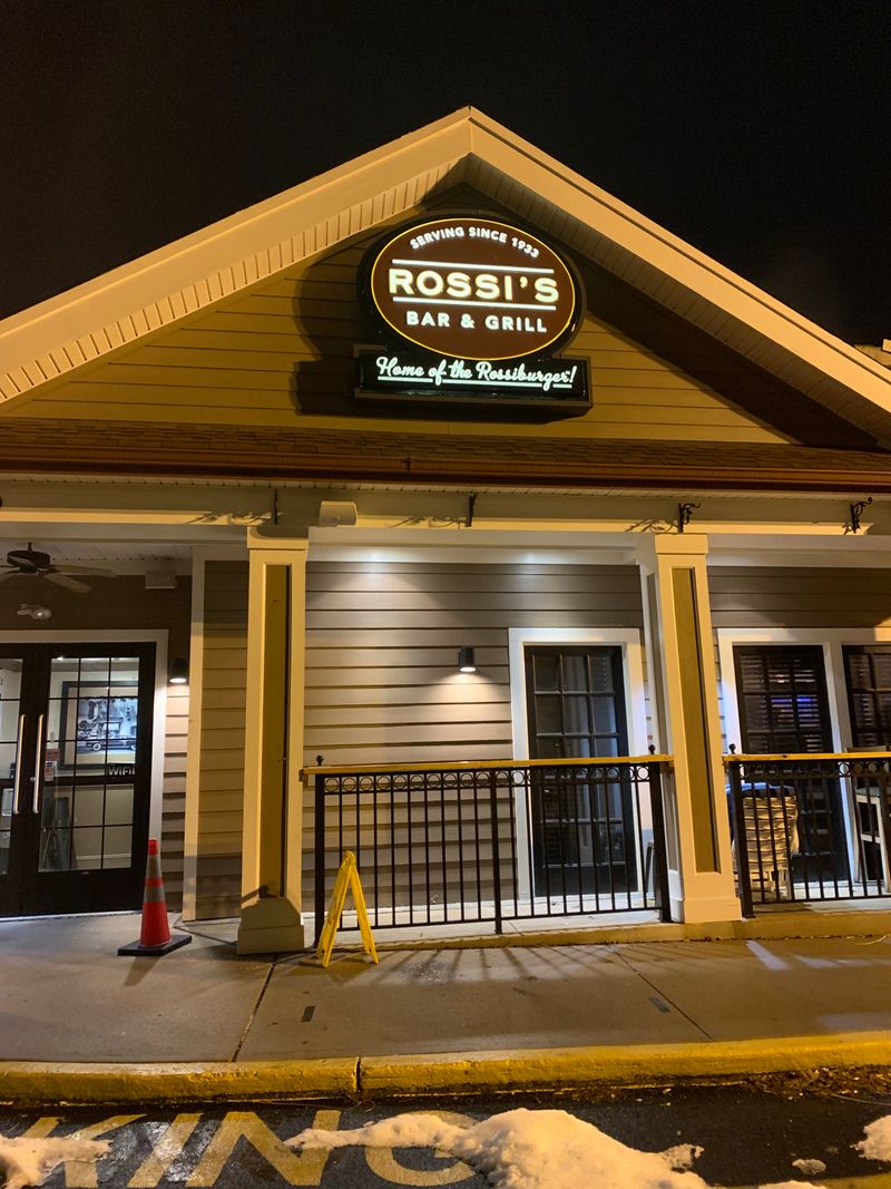 Rossi's Bar & Grill