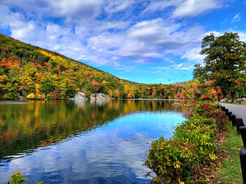 Seven Lakes Drive Through Bear Mountain State Park
