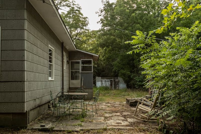 Byers House Airbnb Experience