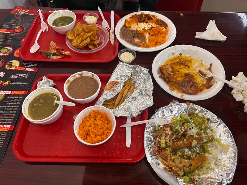 Buffet Format Encourages Exploration and Variety