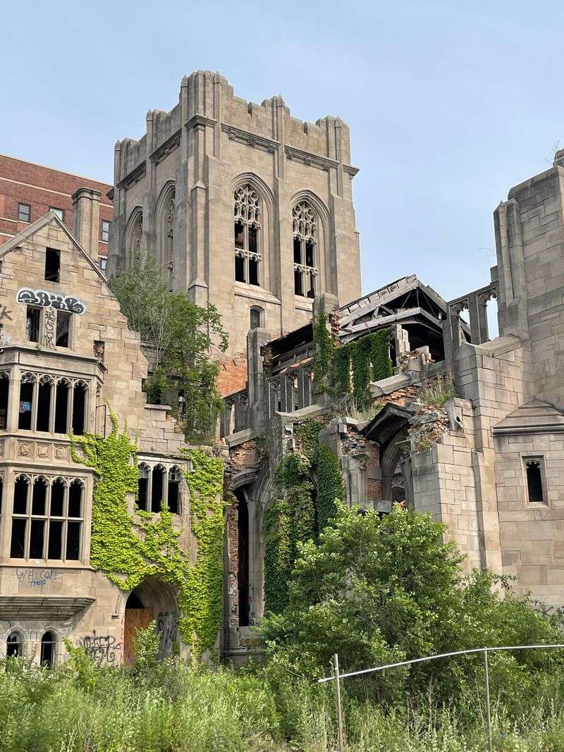 An Urban Explorer's Paradise With Endless Discoveries